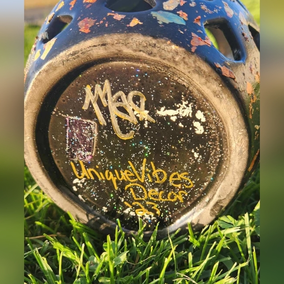 Hand Painted Decorative Owl - Picture 9 of 11